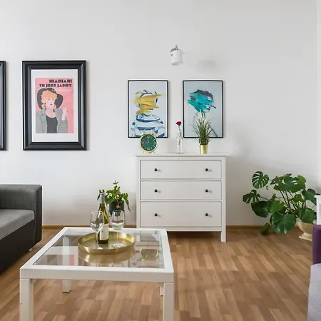 Lubicz Apartment Next To Main Station Netflix Cracovia Esterno foto
