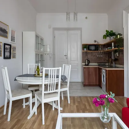 Lubicz Apartment Next To Main Station Netflix Cracovia Esterno foto