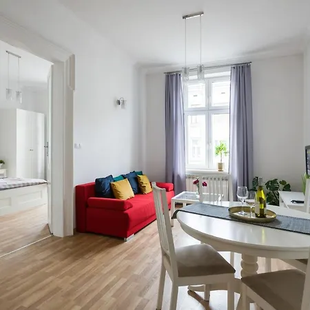 Lubicz Apartment Next To Main Station Netflix Cracovia Esterno foto