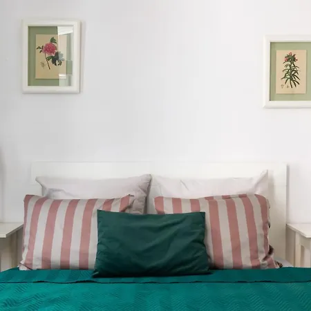 Lubicz Apartment Next To Main Station Netflix Cracovia Esterno foto