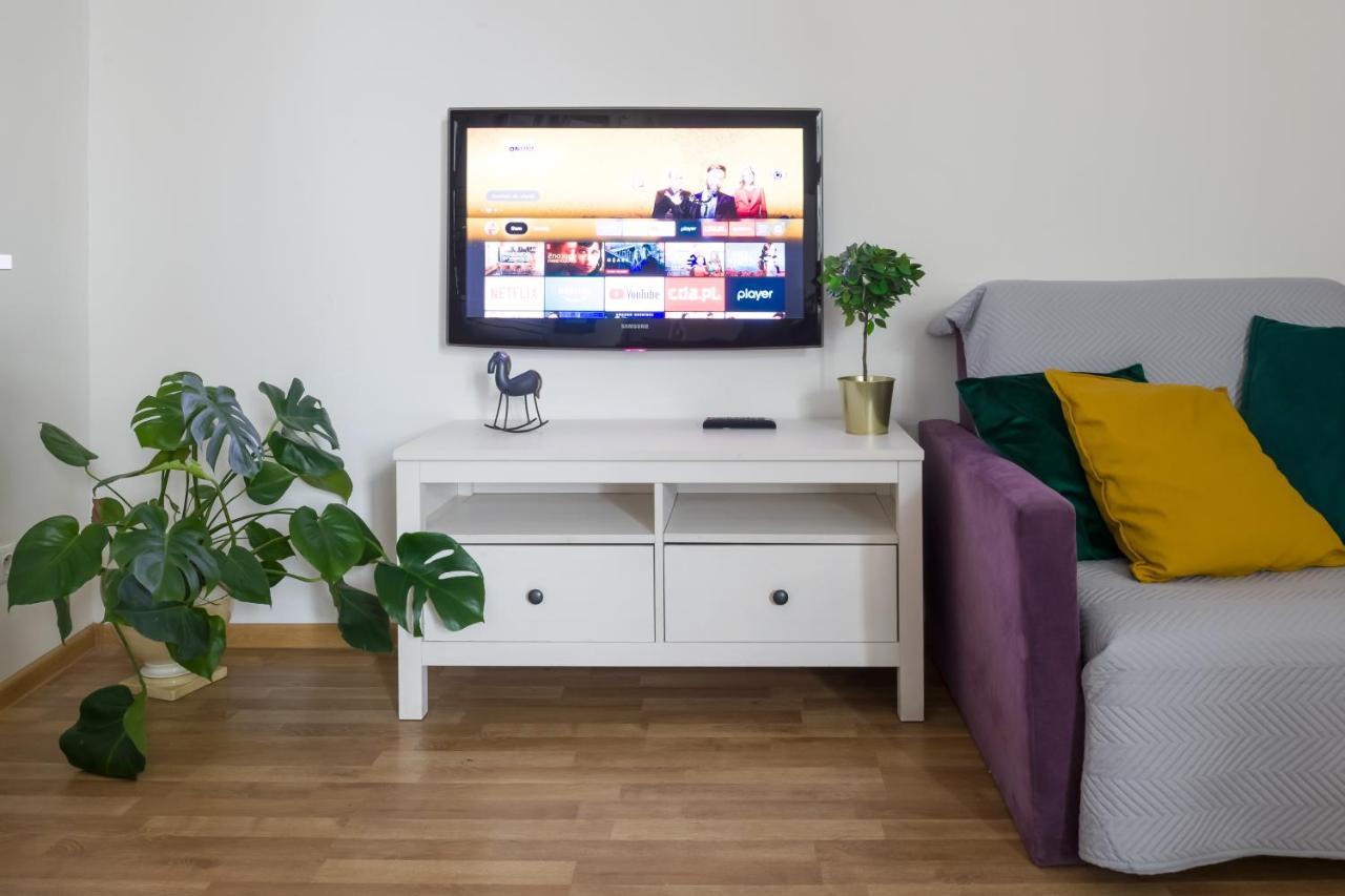 Discover - 3 Rakowicka St - Classic Near Main Station - Netflix Апартаменти