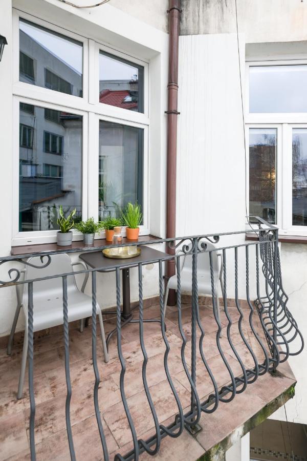 Discover - 3 Rakowicka St - Classic Near Main Station - Netflix Апартаменти Краків
